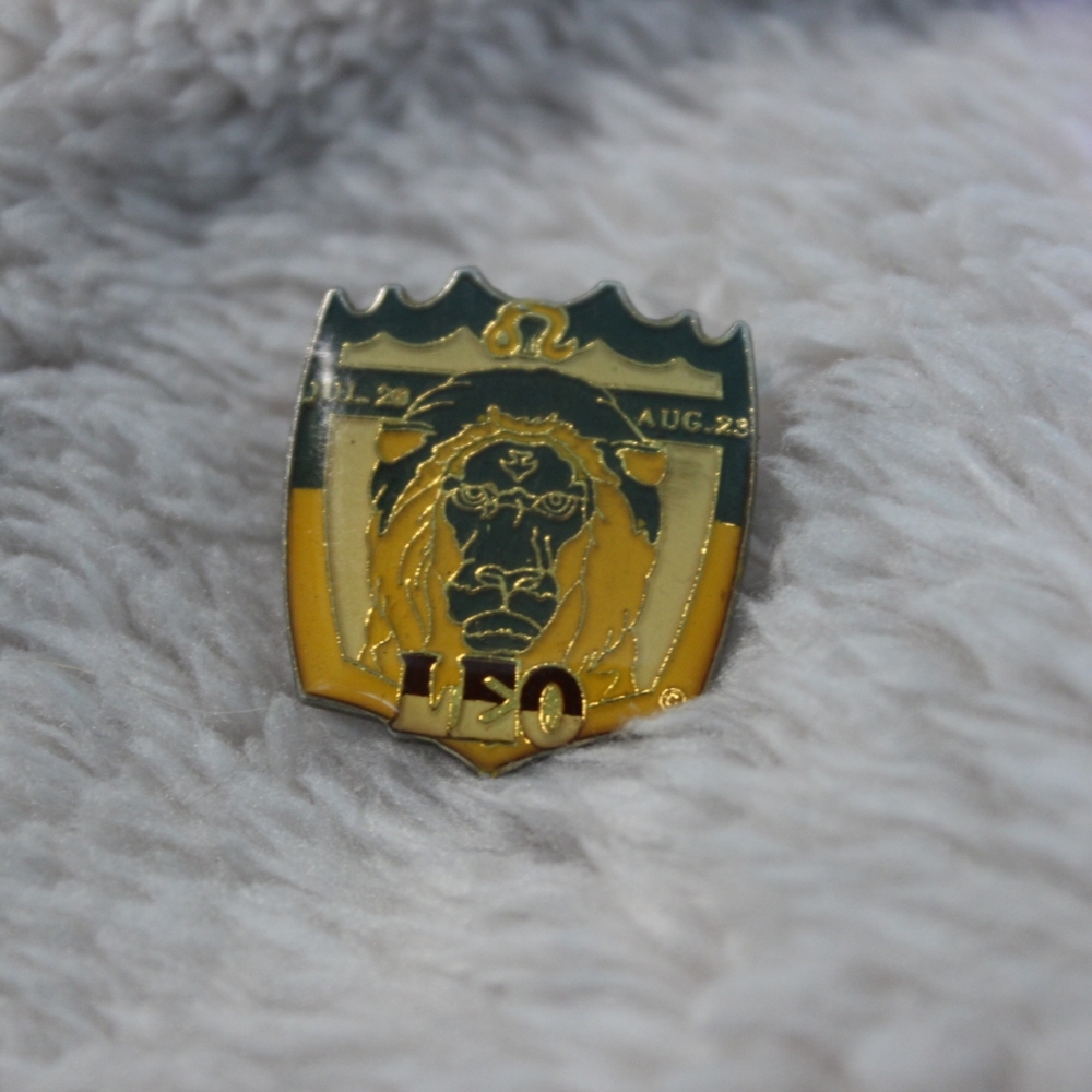 Vintage Leo Zodiac Astrology Pin